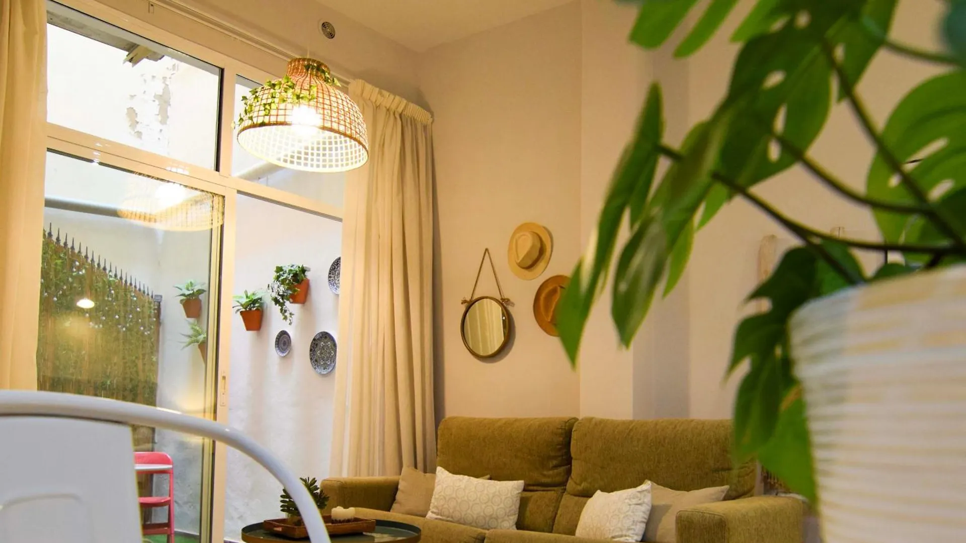 Letplanet Peaceful Thyssen Apartment Malaga