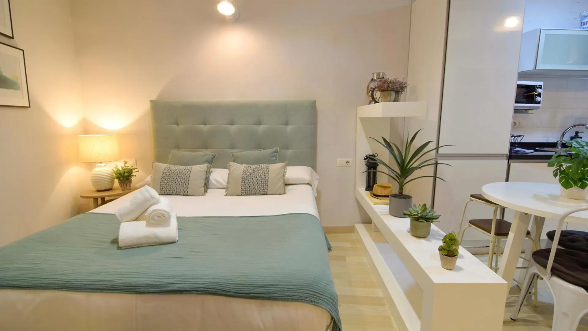 Letplanet Peaceful Thyssen Apartment Malaga