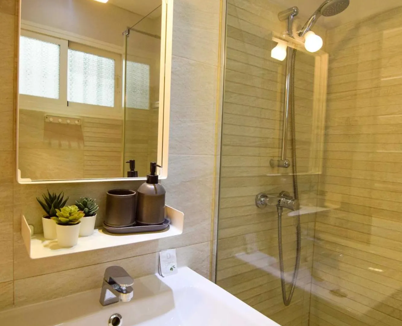 Letplanet Peaceful Thyssen Apartment Malaga Spain