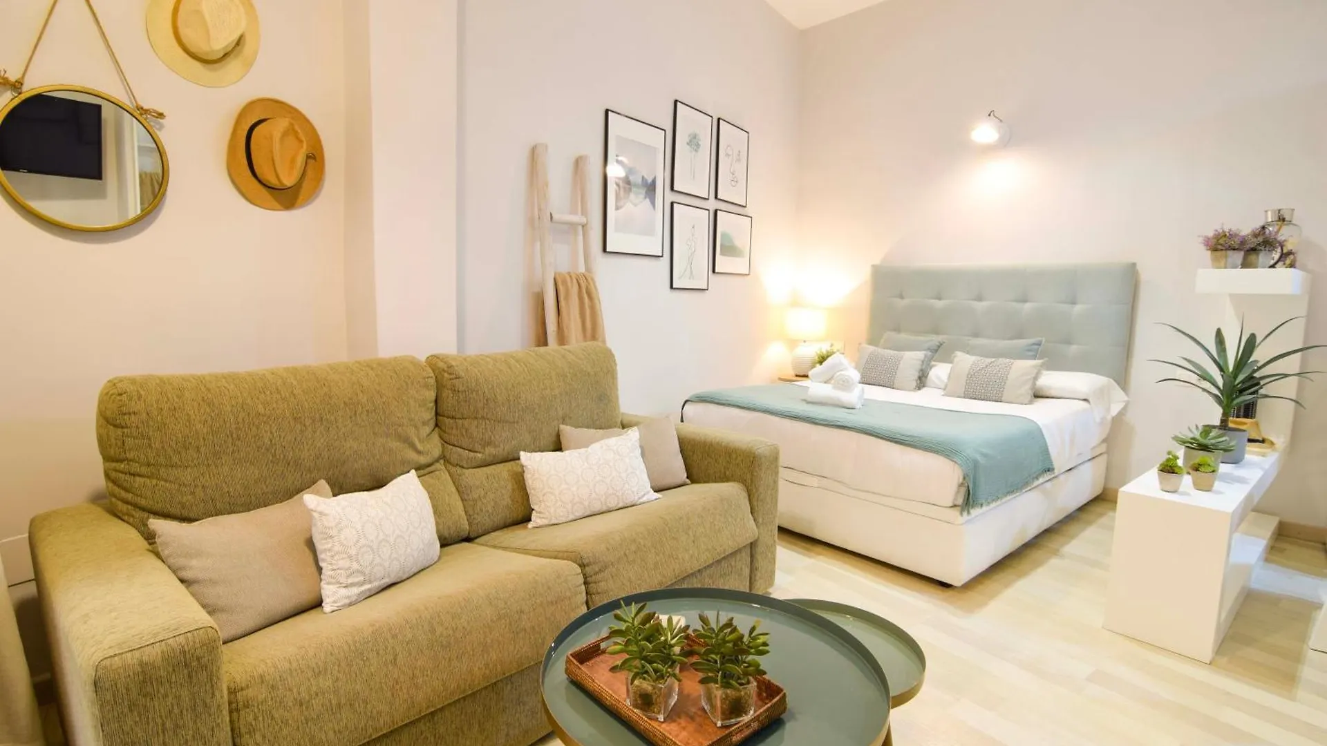 Letplanet Peaceful Thyssen Apartment Malaga