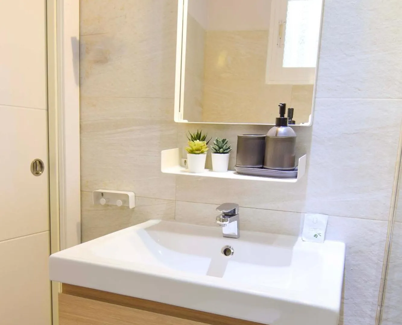 Letplanet Peaceful Thyssen Apartment Malaga Spain