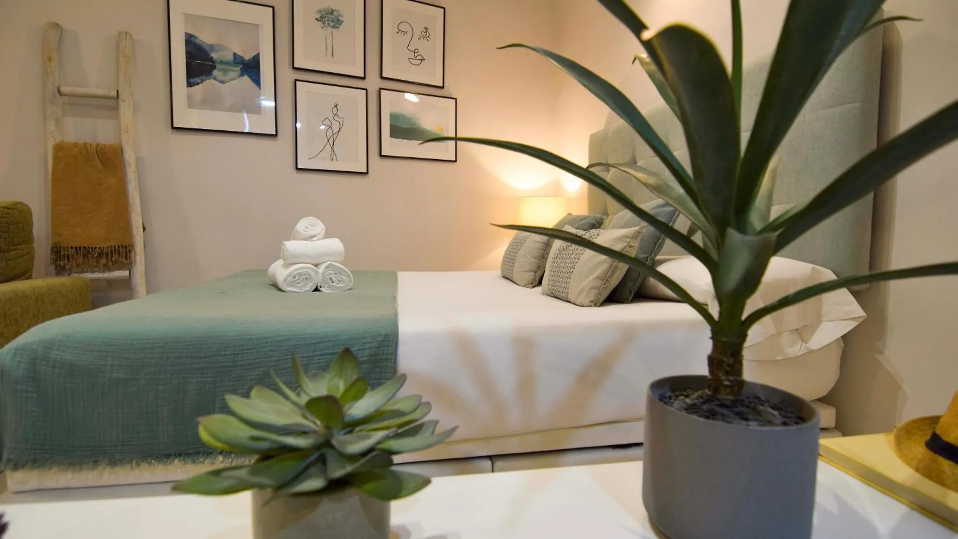 Letplanet Peaceful Thyssen Apartment Malaga